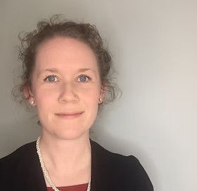 amelia orourke owens headshot