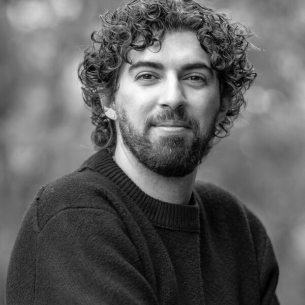 ArjunFischer_headshot